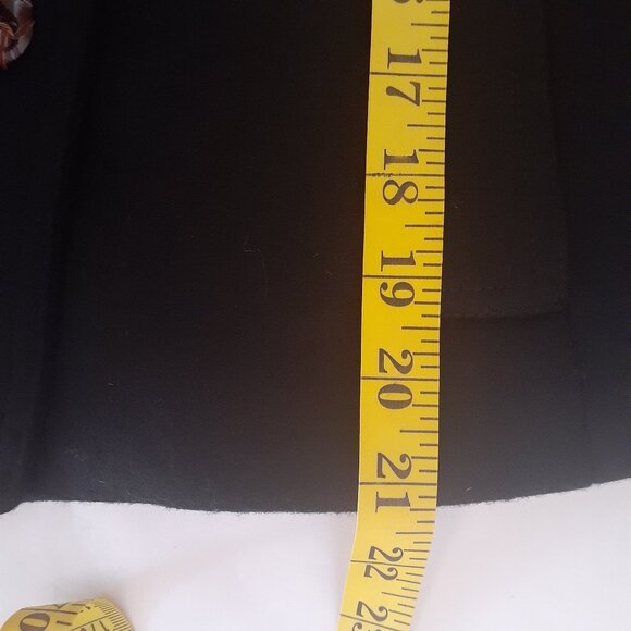 Banana Republic Wood Jacket - Picture 16 of 16